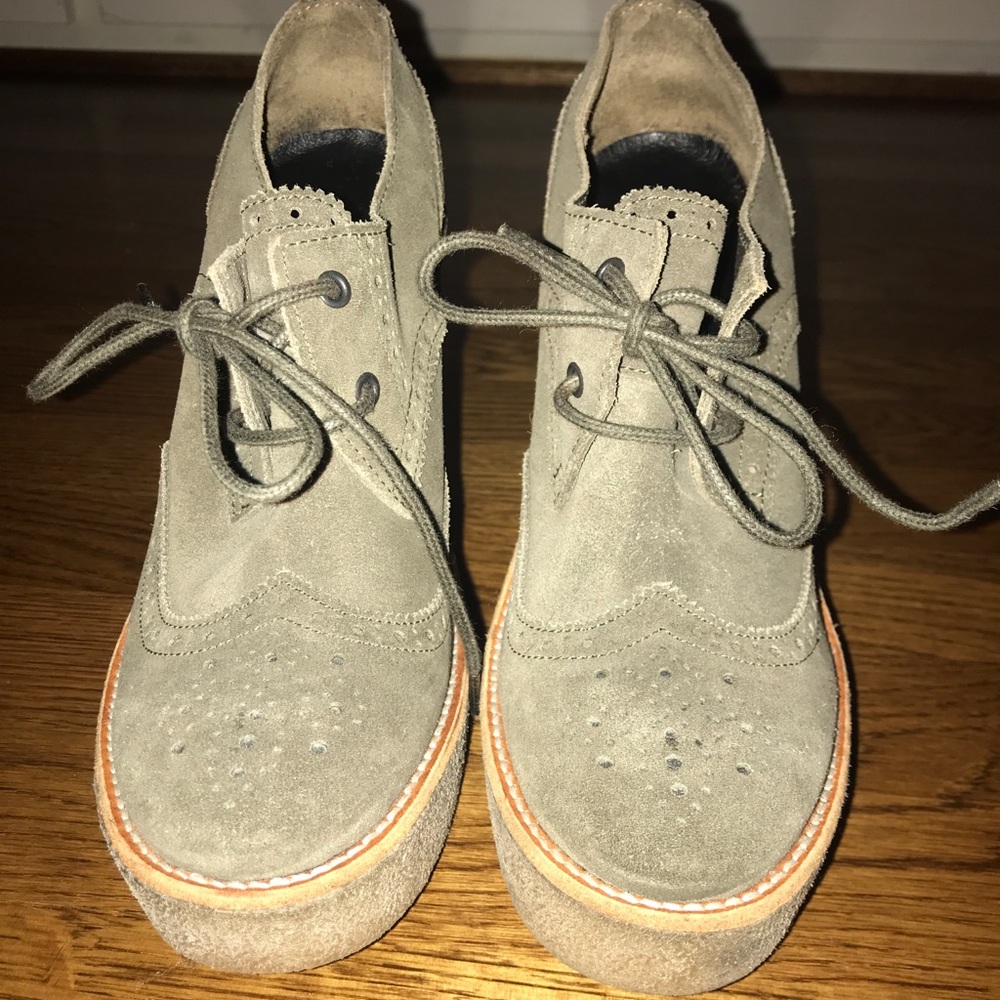 Wedge, sneaker/loafer style